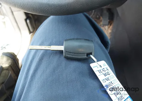 2016 Ford Focus Se z USA, uszkodzony, nr VIN 1FADP3F29GL323842